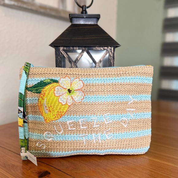 Vera Bradley Lemon Straw Tote and Pouch NWT - Picture 3 of 7